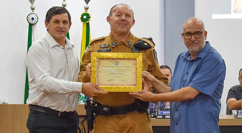 Sargento Sandro recebe homenagens do legislativo santo-antoniense